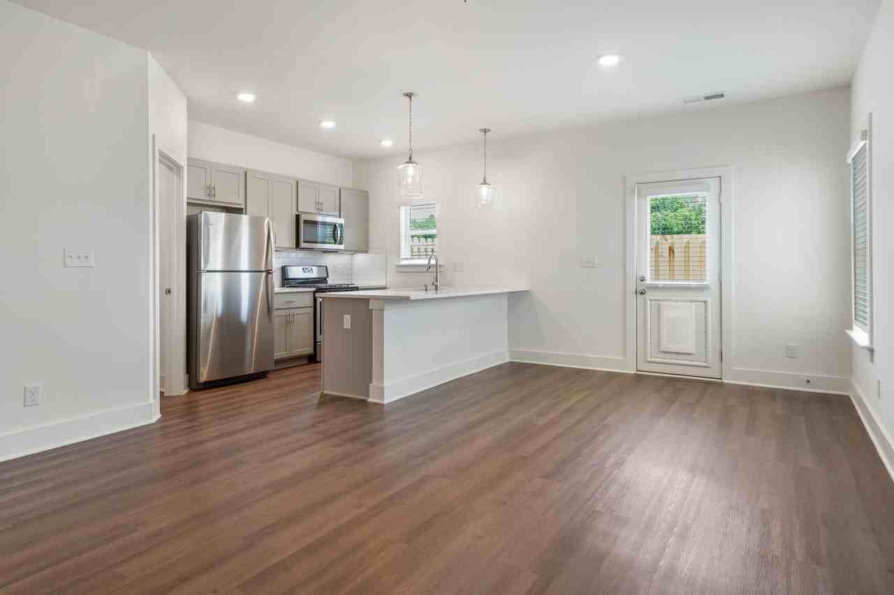 4210 Brevard Blvd - Photo 4 of 29