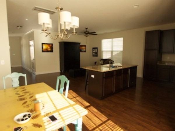 230 Larissa Dr - Photo 6 of 10