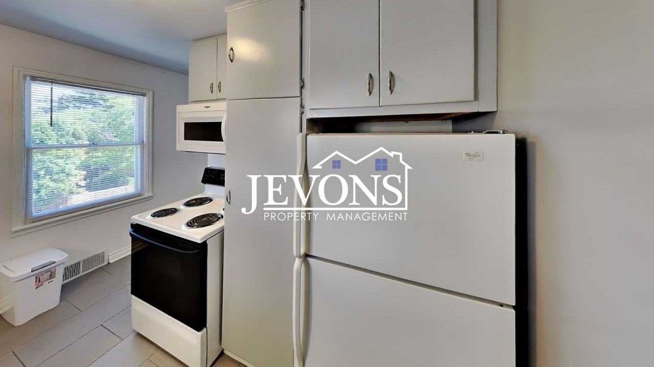 603 S 31st Ave - Photo 4 of 36