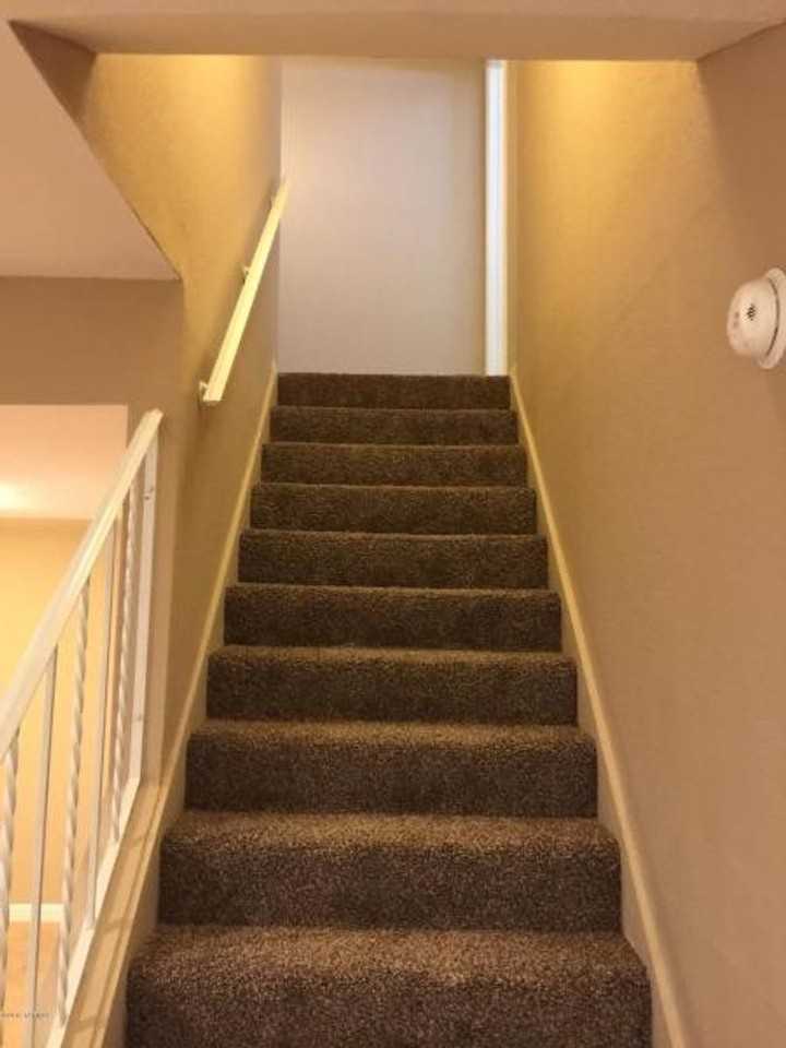 1553 E Prince Rd - Photo 6 of 9
