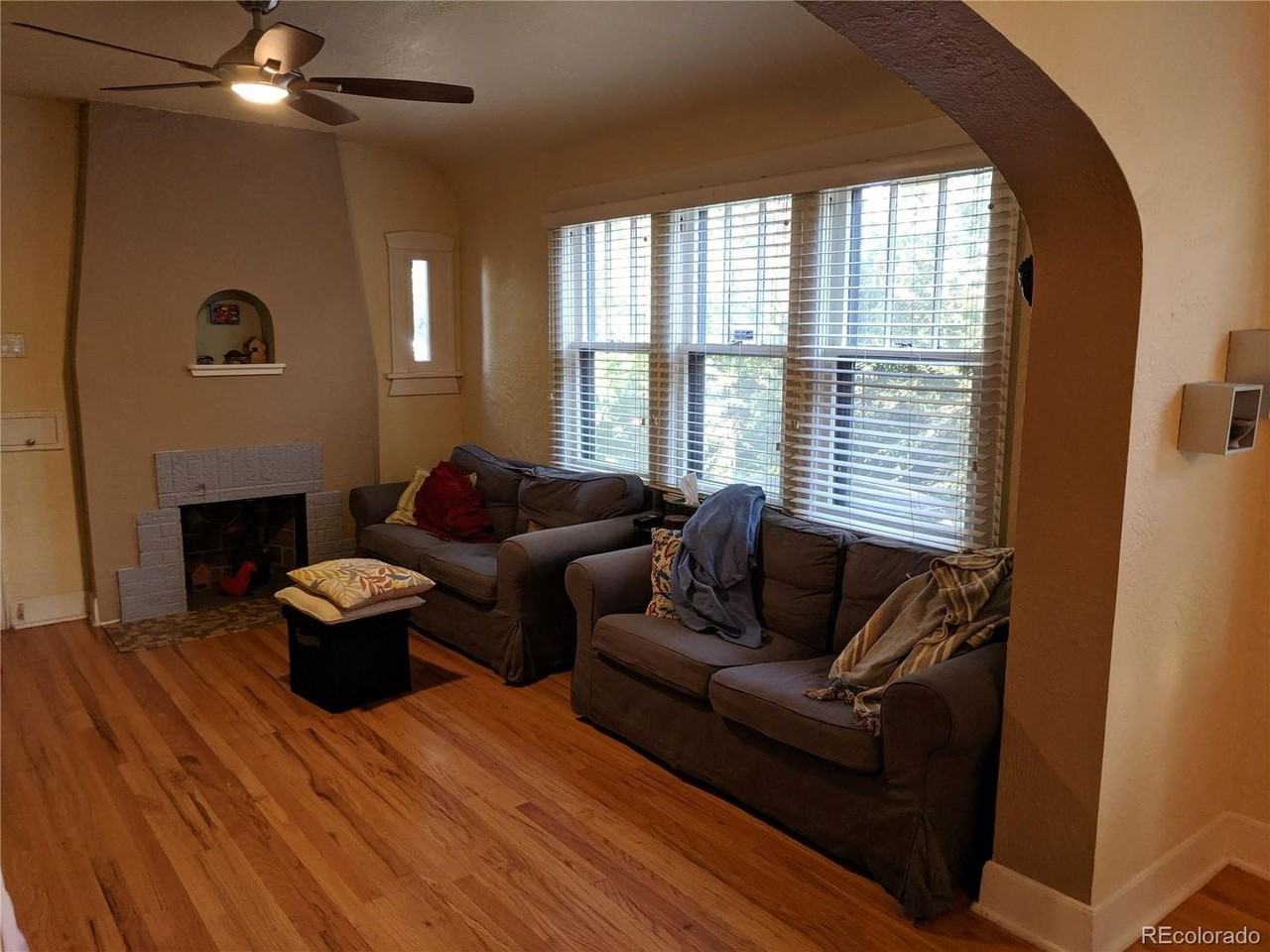 1425 Dexter St - Photo 3 of 21