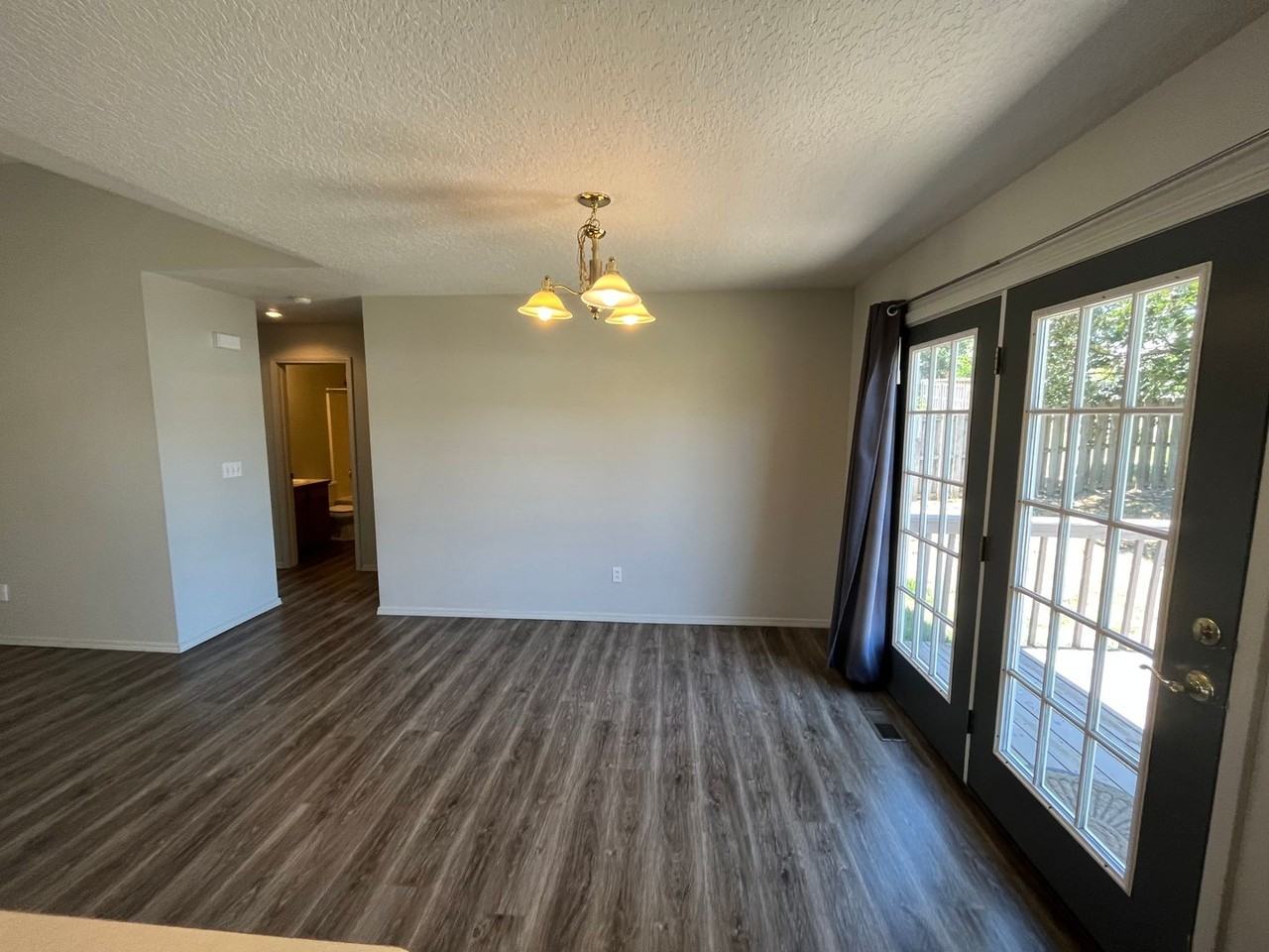 4315 W 27th St - Photo 5 of 13