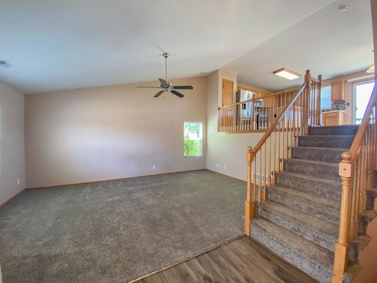 450 Se Westgate Dr - Photo 2 of 20