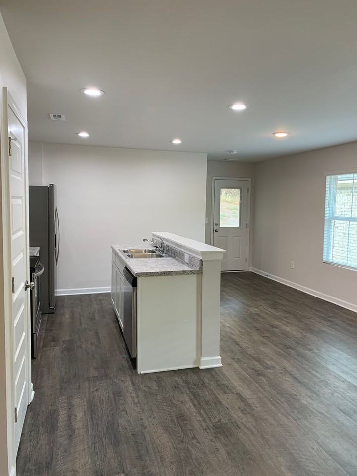 2160 Kilpatrick Ln Nw - Photo 6 of 22