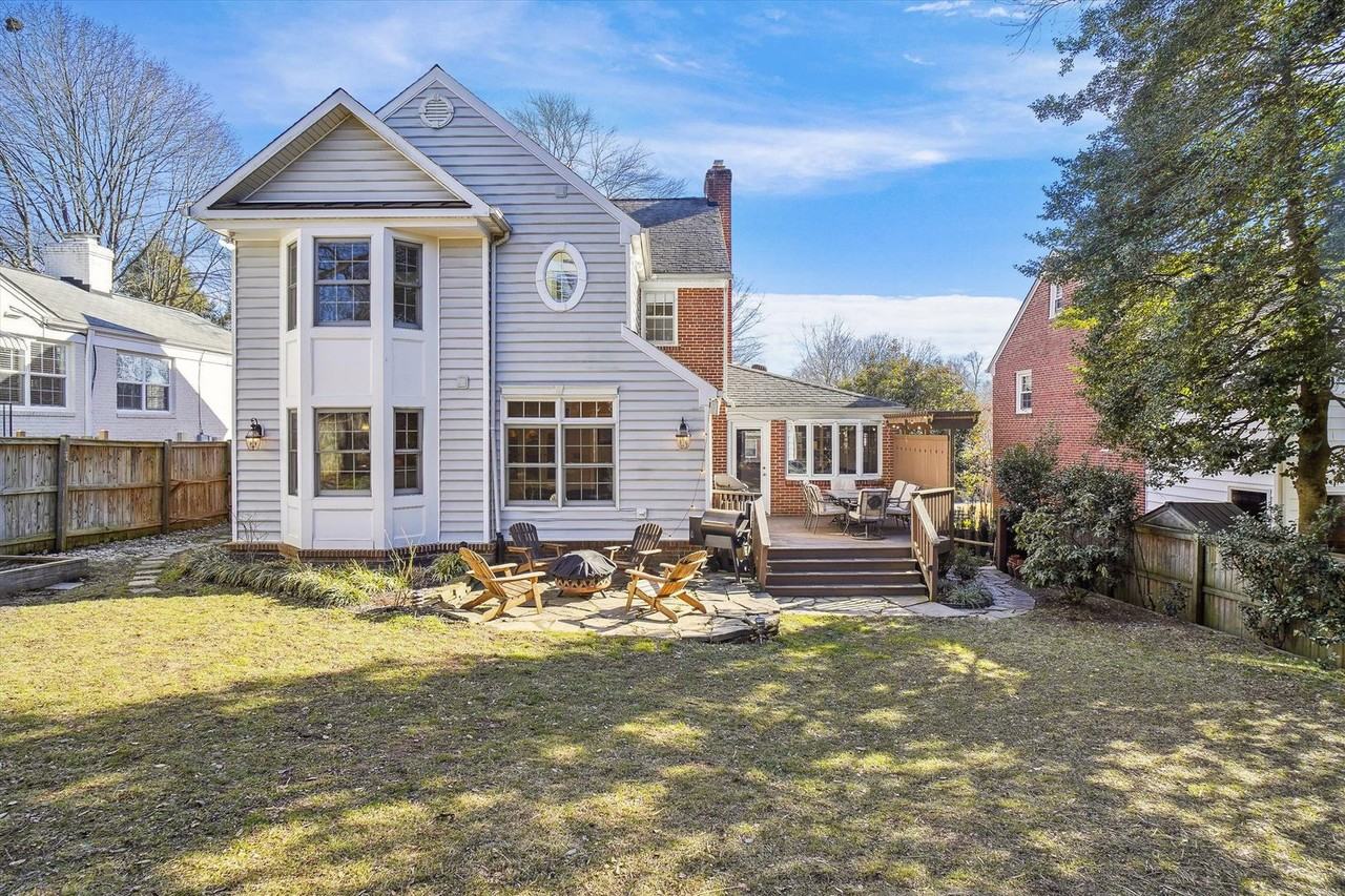 4513 Edgefield Rd - Photo 3 of 50