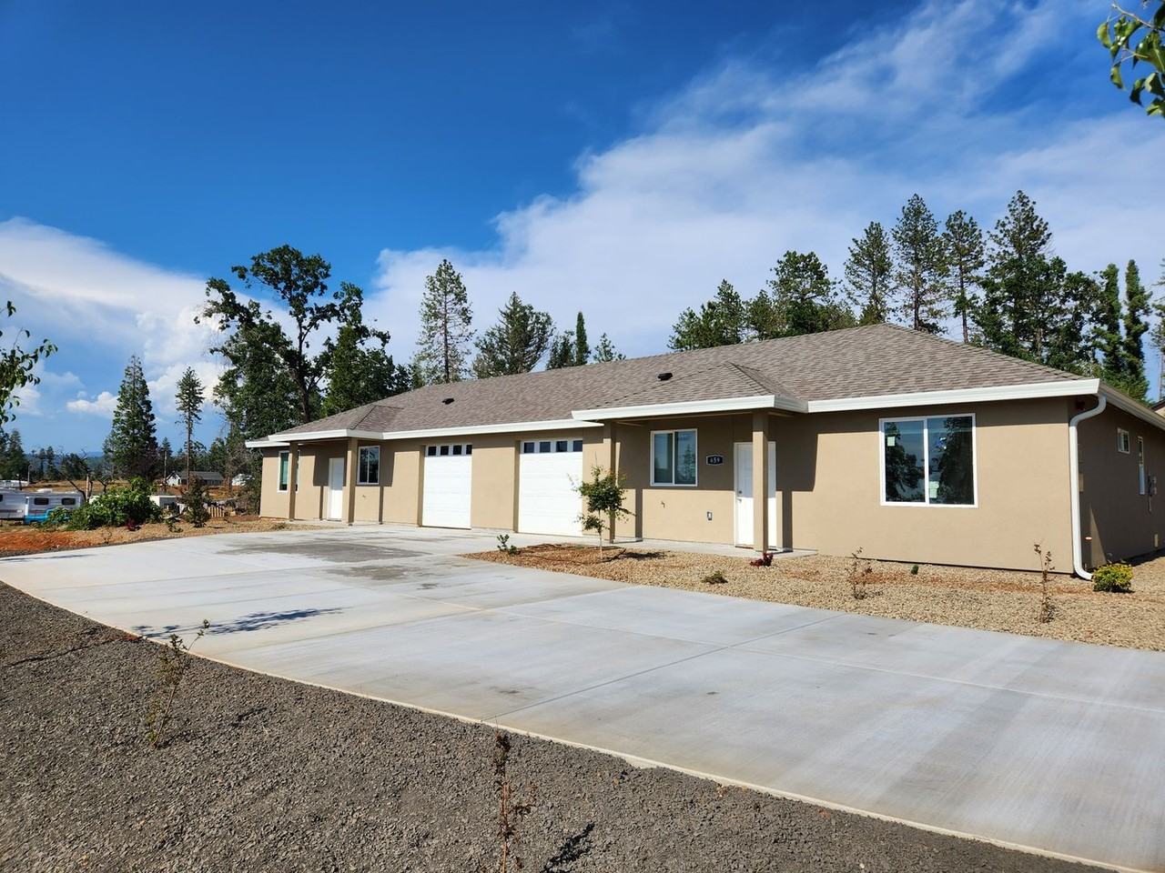 657 & 659 Madrone Way - Photo 2 of 15