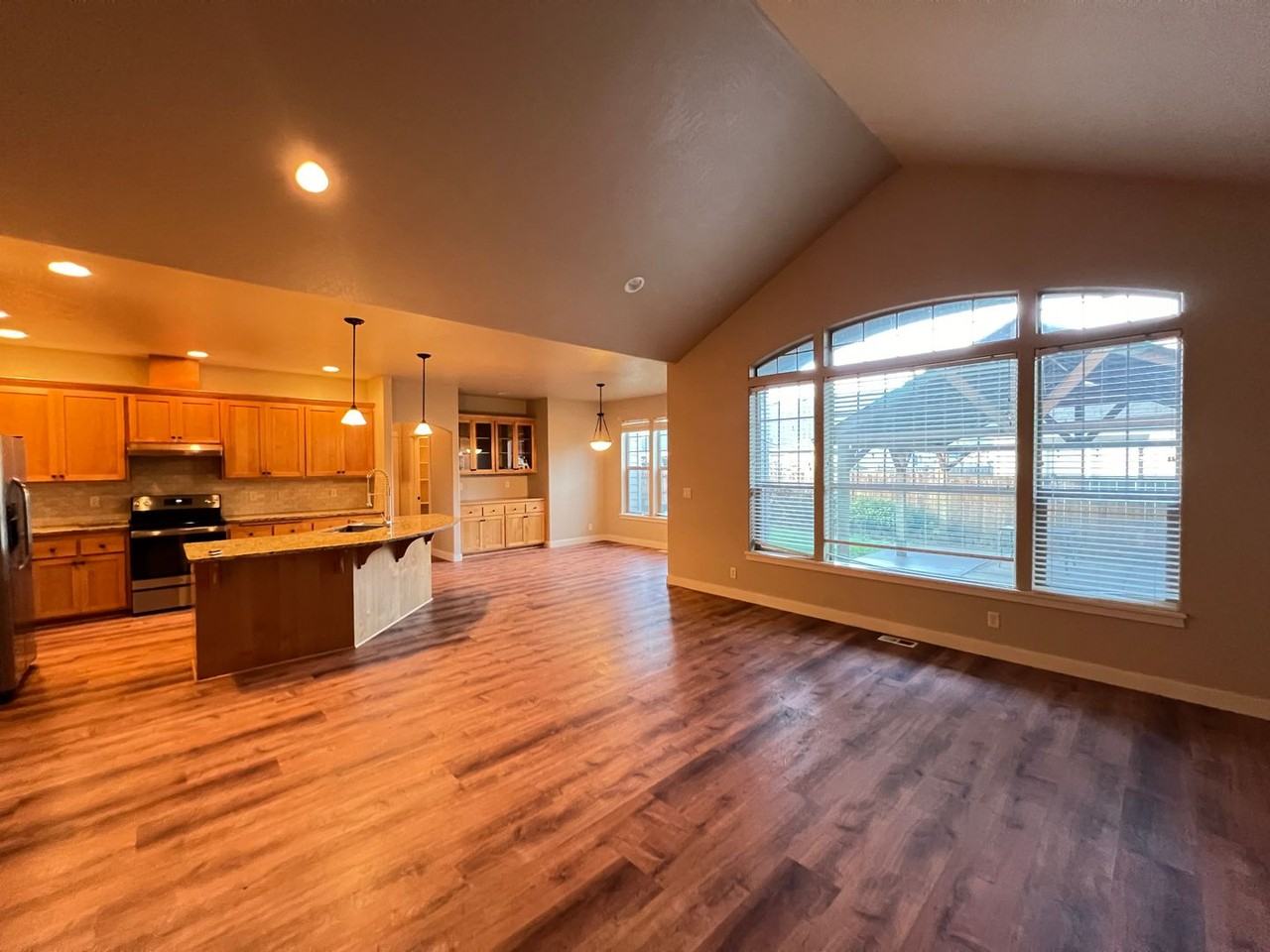 87946 Erdman Way - Photo 2 of 27