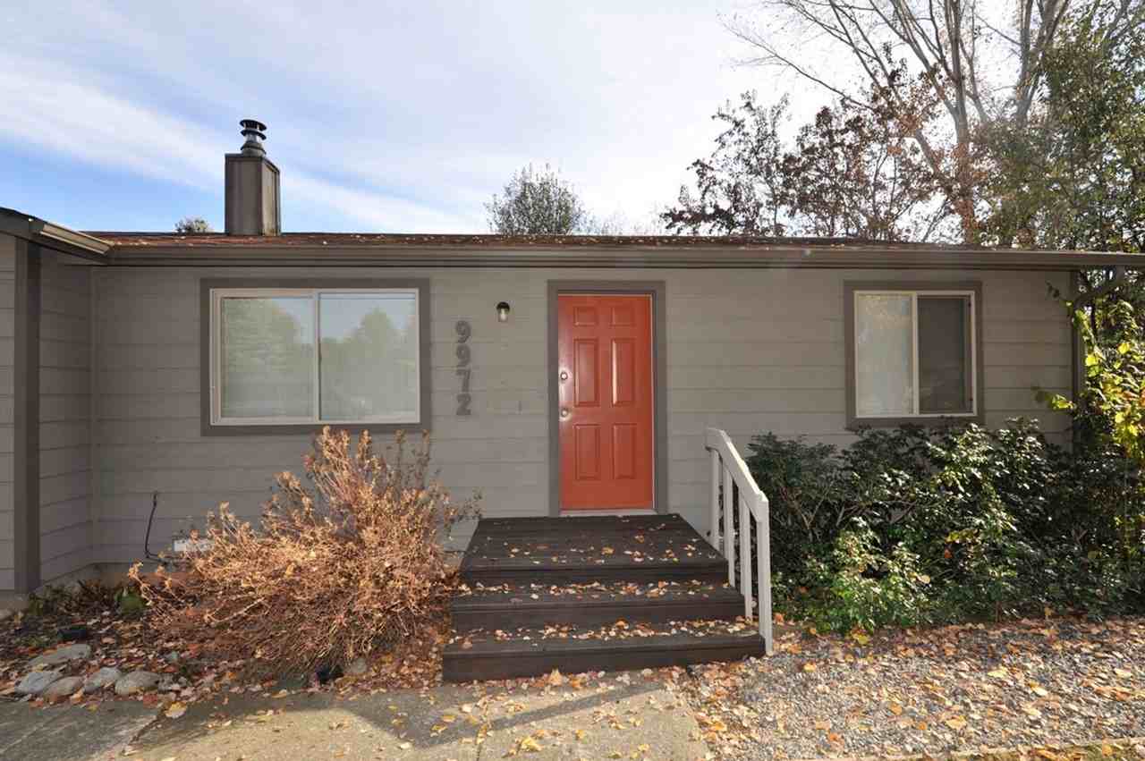 9972 N Hillview Dr - Photo 3 of 40