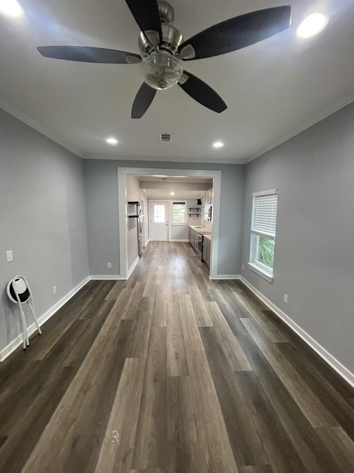 1106 W Gregory St #1106 - Photo 5 of 40