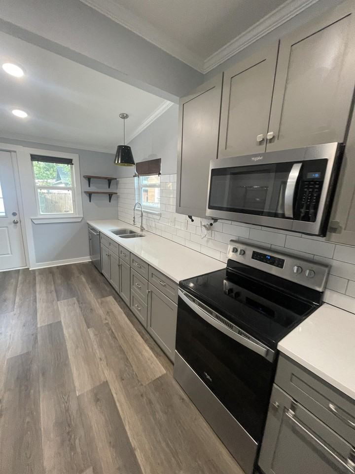 1106 W Gregory St #1106 - Photo 6 of 40