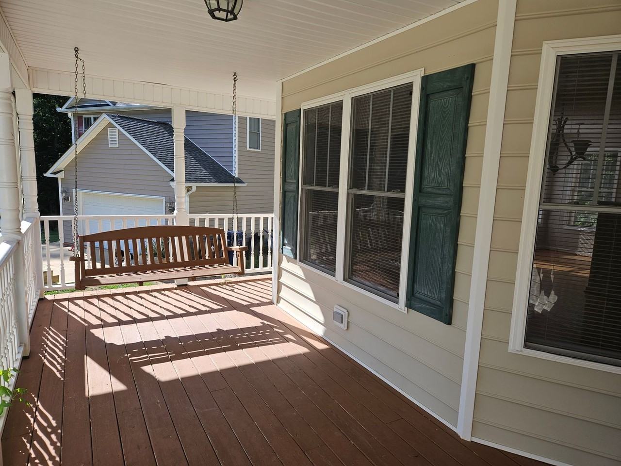 2525 Waterford Ct - Photo 2 of 22