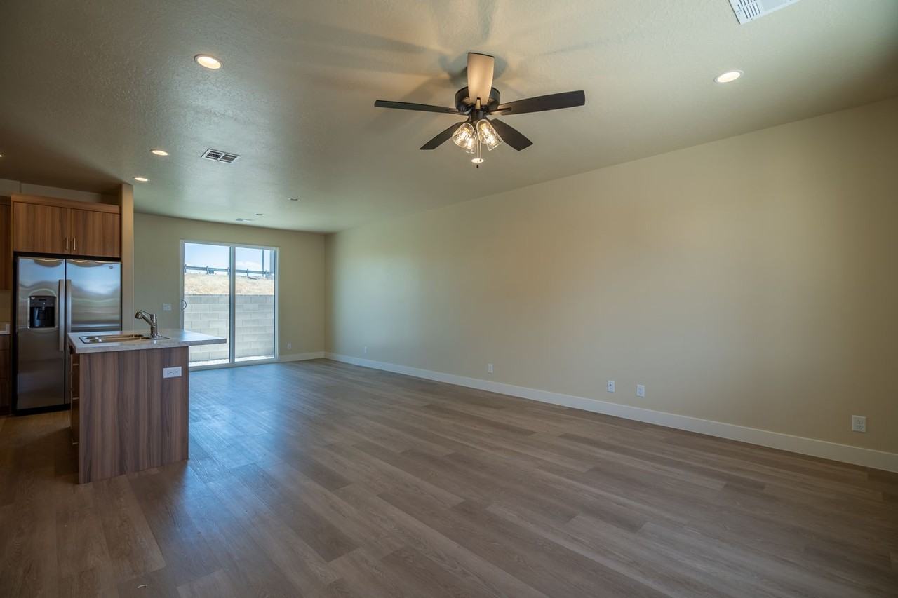 850 E 600 S #16 - Photo 3 of 29