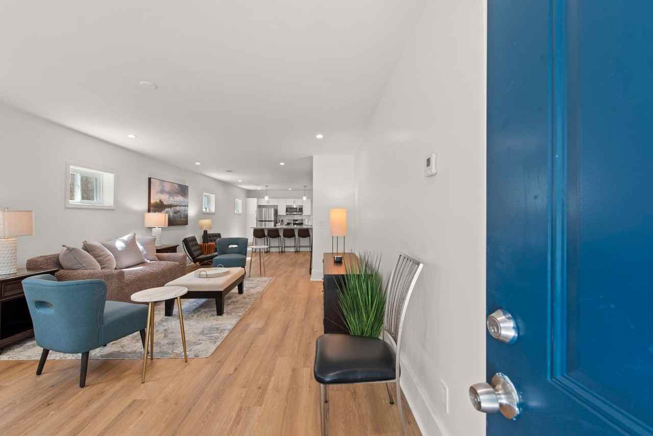 636 Francis Pl Nw - Photo 4 of 26