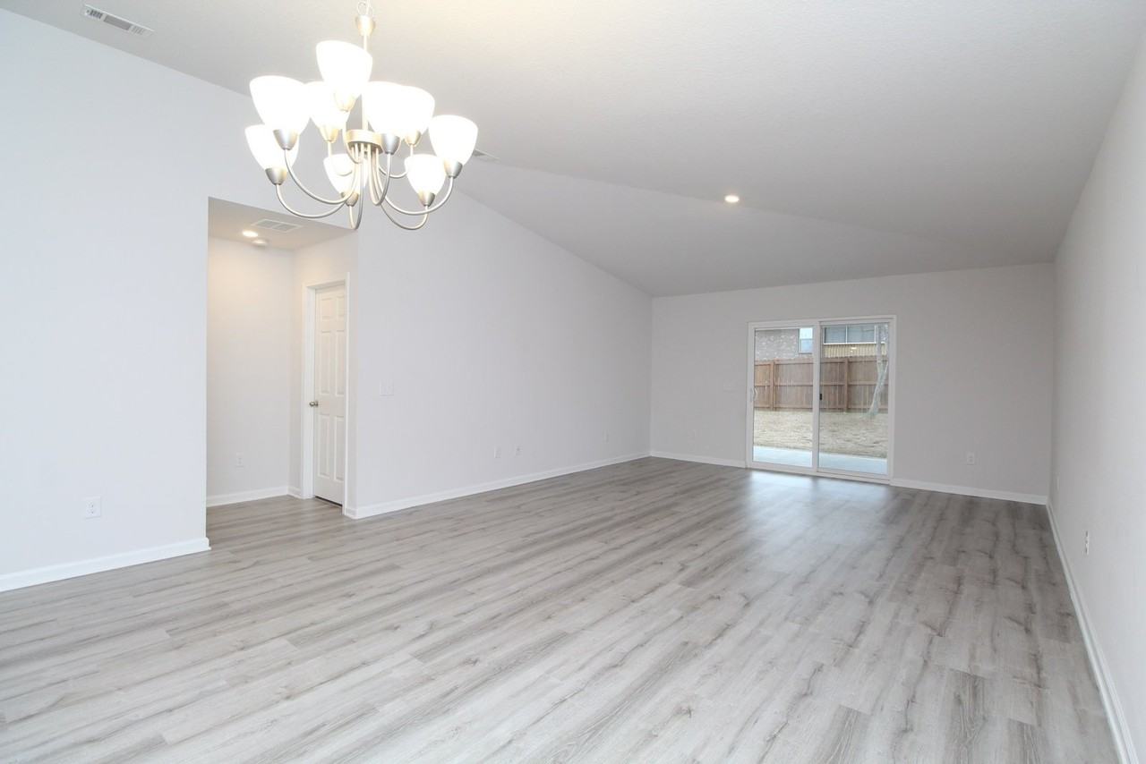 3221 Margaret Olivia Dr - Photo 3 of 23