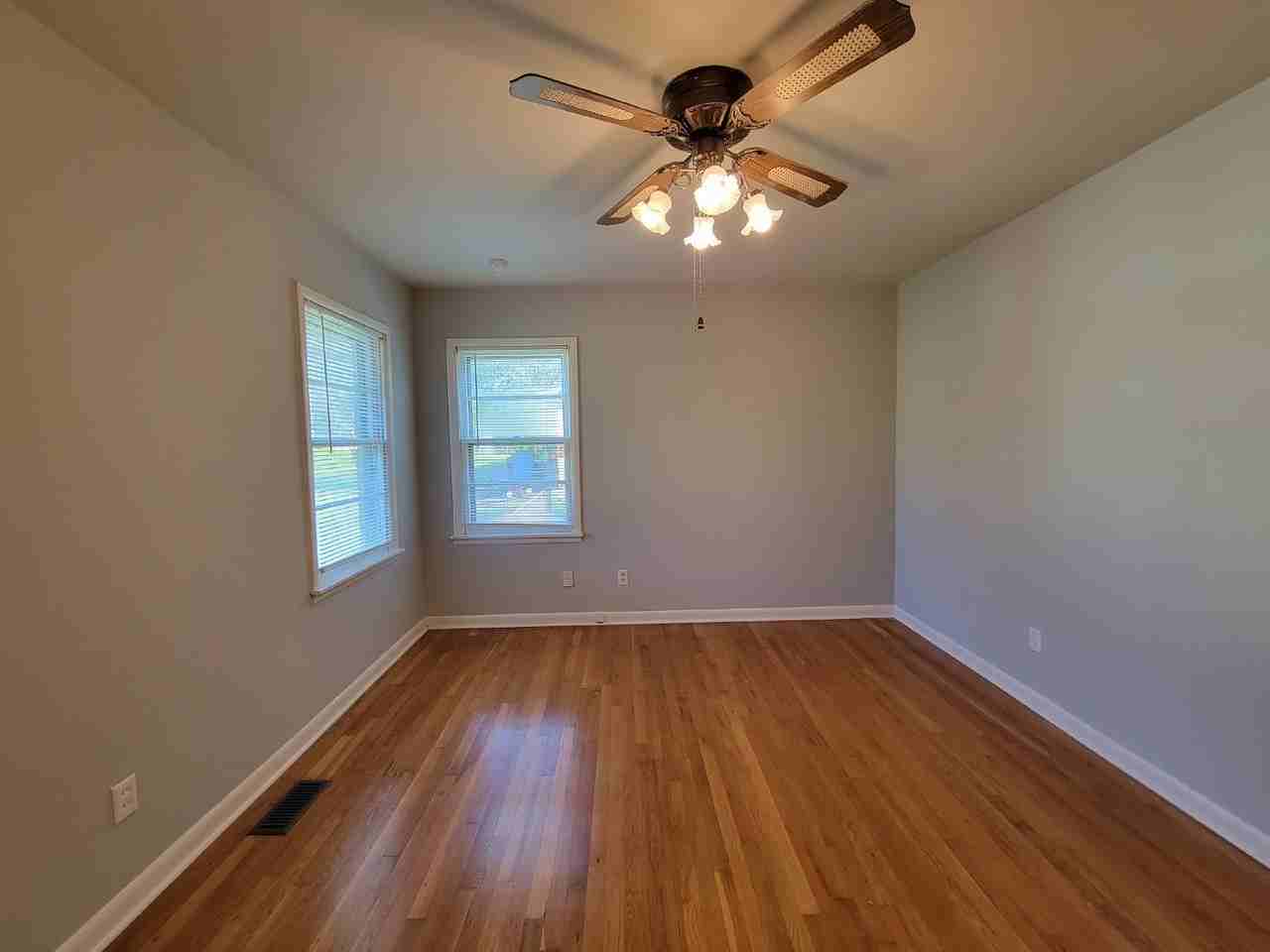 3107 Stewart St Nw - Photo 2 of 24