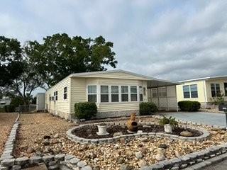 7304 Skyline Dr - Photo 3 of 16