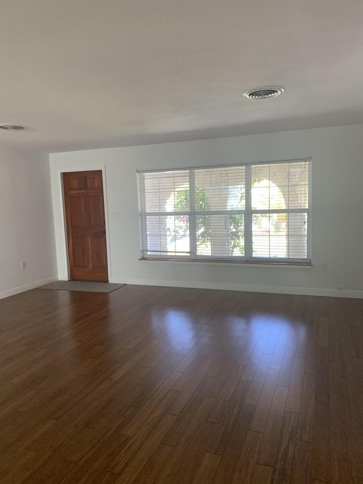 113 Atlantic Blvd - Photo 3 of 22