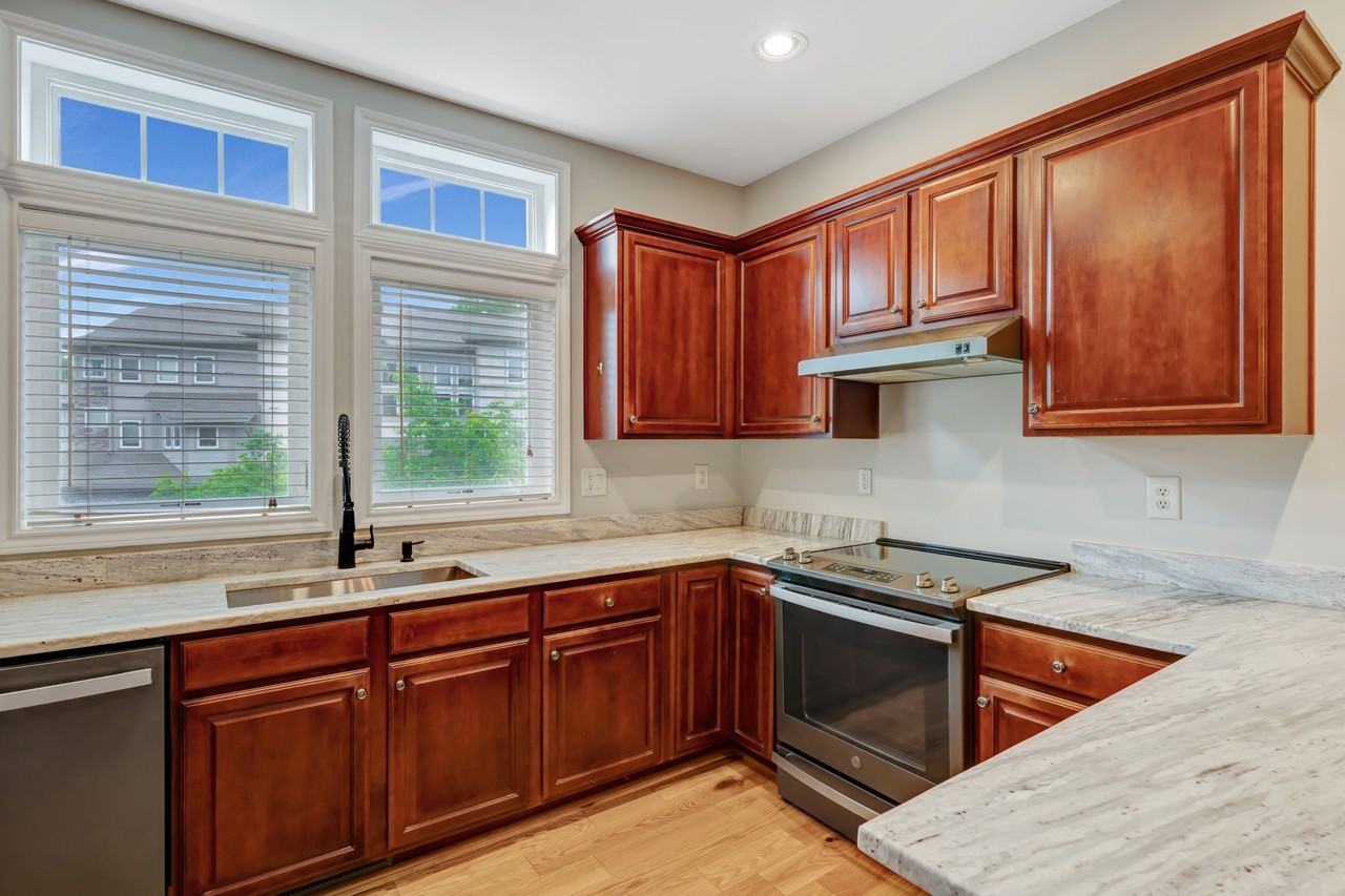 320 Old Hickory Blvd #1 - Photo 5 of 10