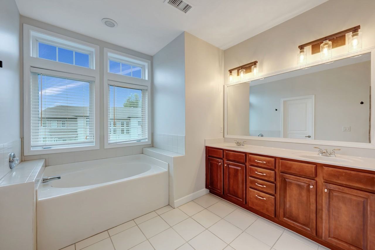 320 Old Hickory Blvd #1 - Photo 4 of 10