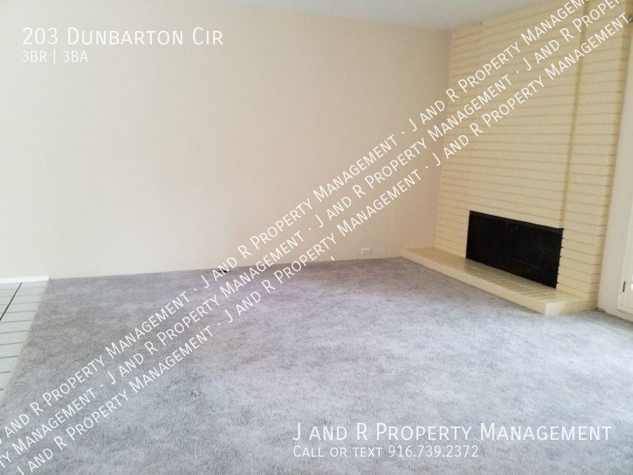 203 Dunbarton Cir - Photo 3 of 29