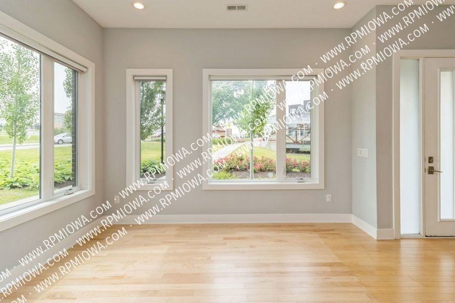 105 E Center St - Photo 2 of 17