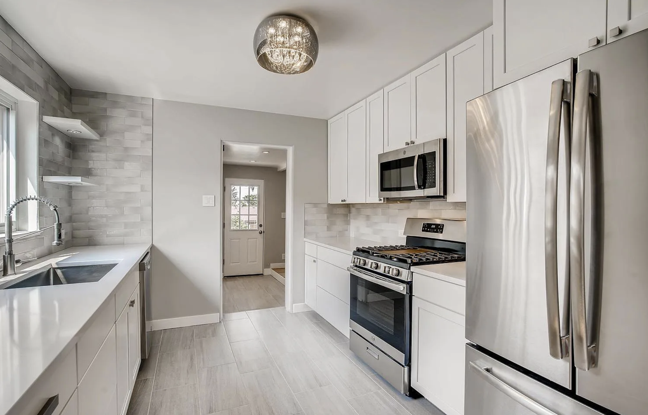 2275 W Gill Pl #NA - Photo 6 of 16