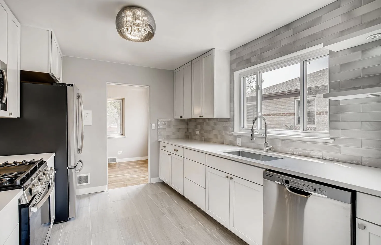 2275 W Gill Pl #NA - Photo 7 of 16