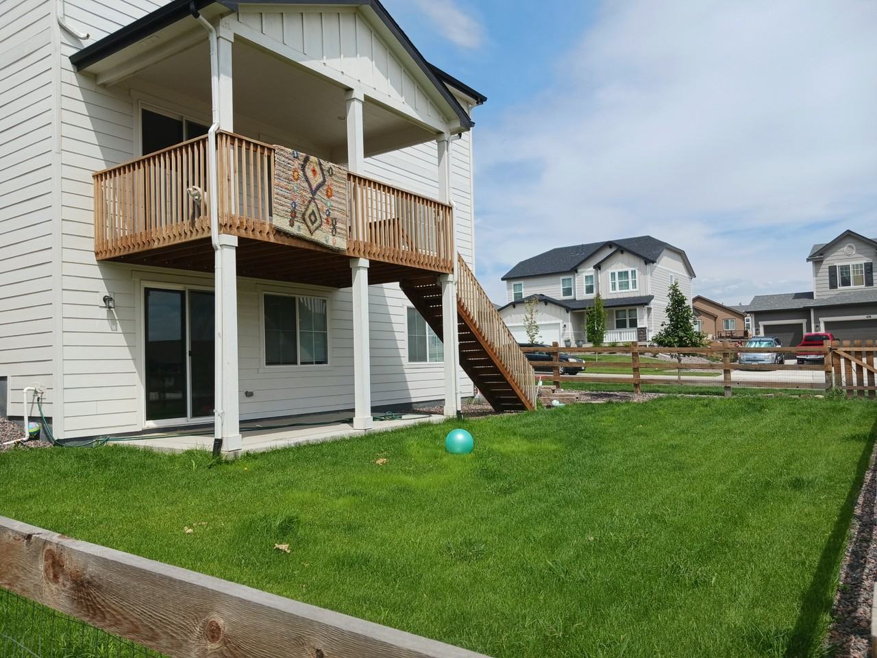 1055 Rubinette Ln #NA - Photo 2 of 32