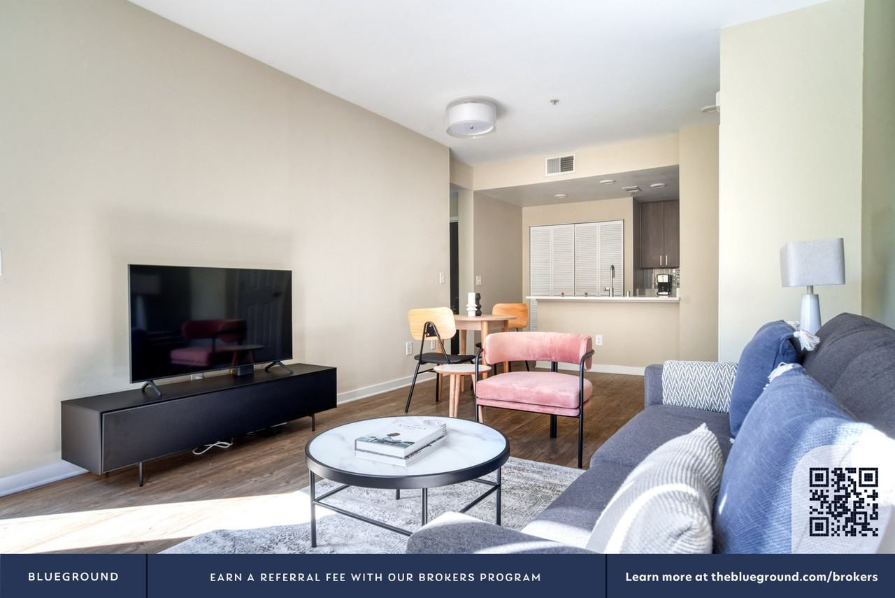 2982 Santos Lane - Photo 5 of 56