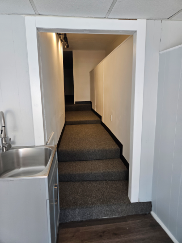 1971 Smith St #1A - Photo 4 of 8