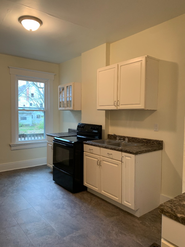 34 Cambridge Ave #34 - Photo 2 of 11