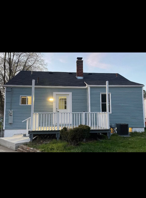 2555 Avalon Pl - Photo 2 of 22