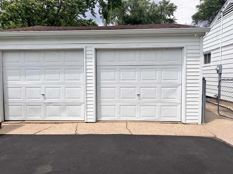 332 Langley Rd - Photo 2 of 12