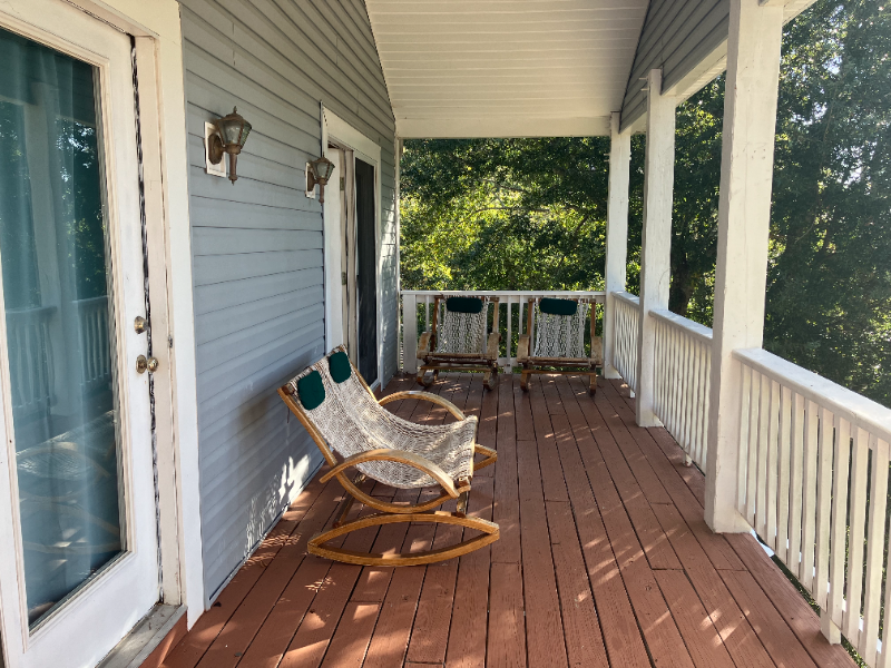 106 Huron Ct - Photo 2 of 11