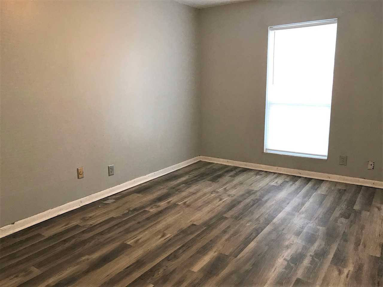 4330 Kirkman St. - Photo 2 of 7