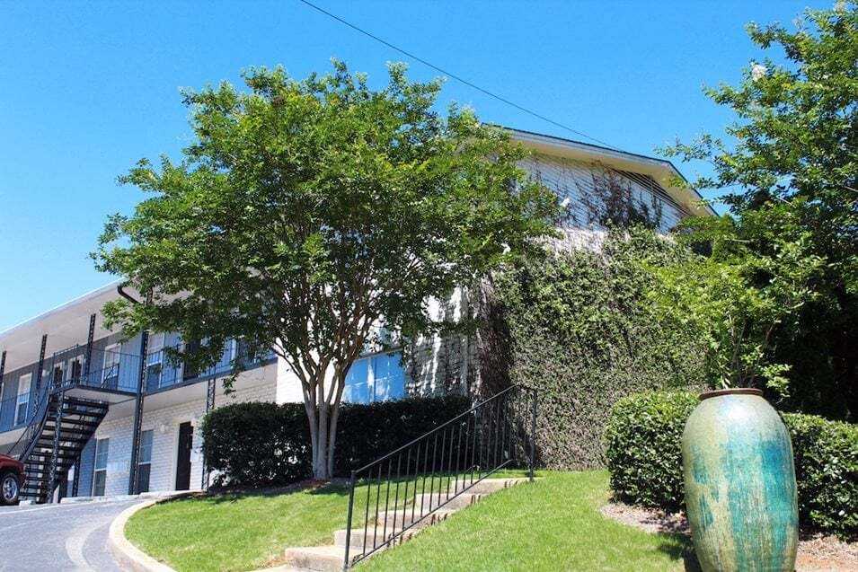 Murals - Photo 2 of 5