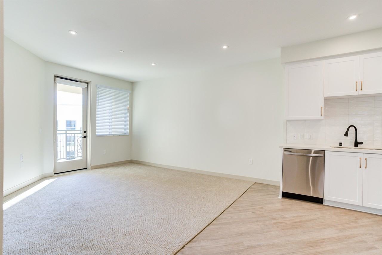 Bolsa Row Apartments - Photo 2 of 50