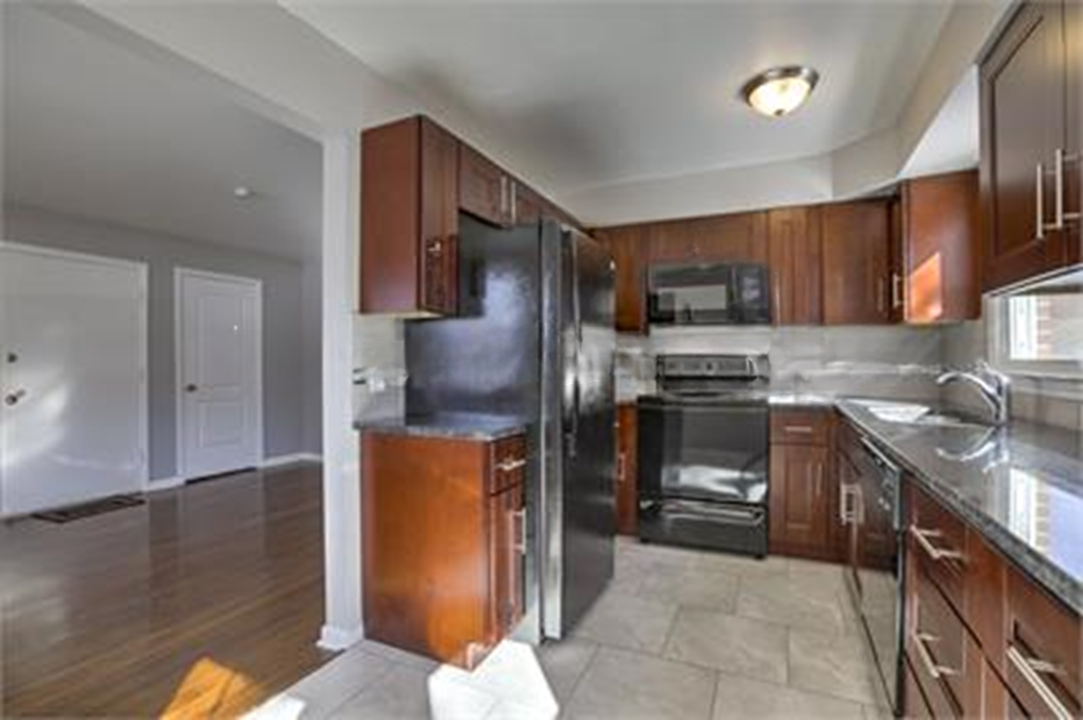 6628 Pratt Street - Photo 3 of 19