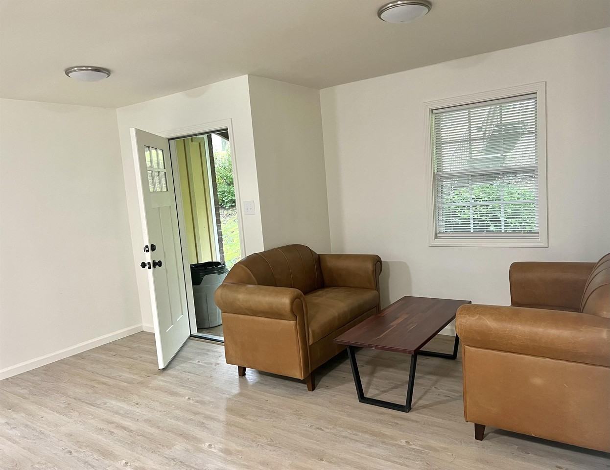 1801 Rosedale Avenue - Photo 2 of 11