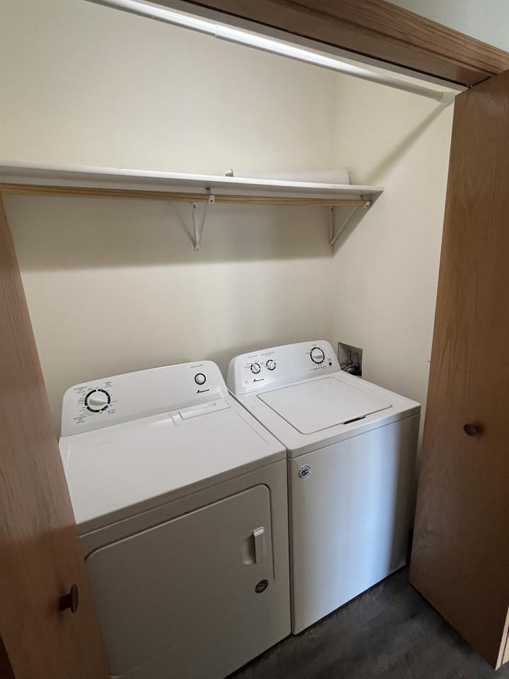 Alena Townhomes - Photo 5 of 19