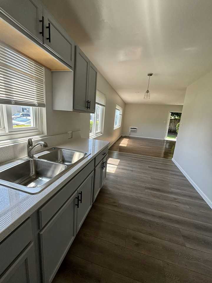 14023 Dicky Street, Unit A - Photo 3 of 20