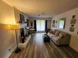 featured image of 1987 Kaltasin Rd #225