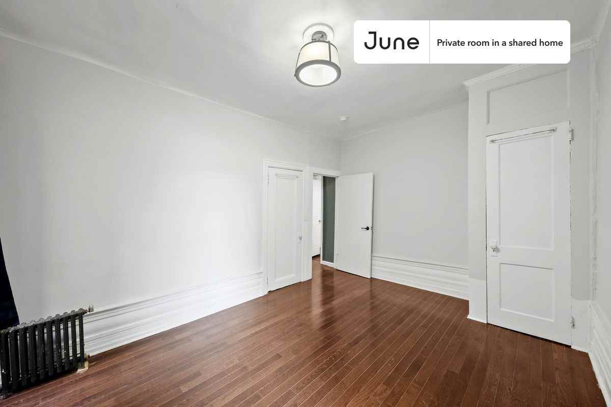 3620 Broadway #B - Photo 5 of 11