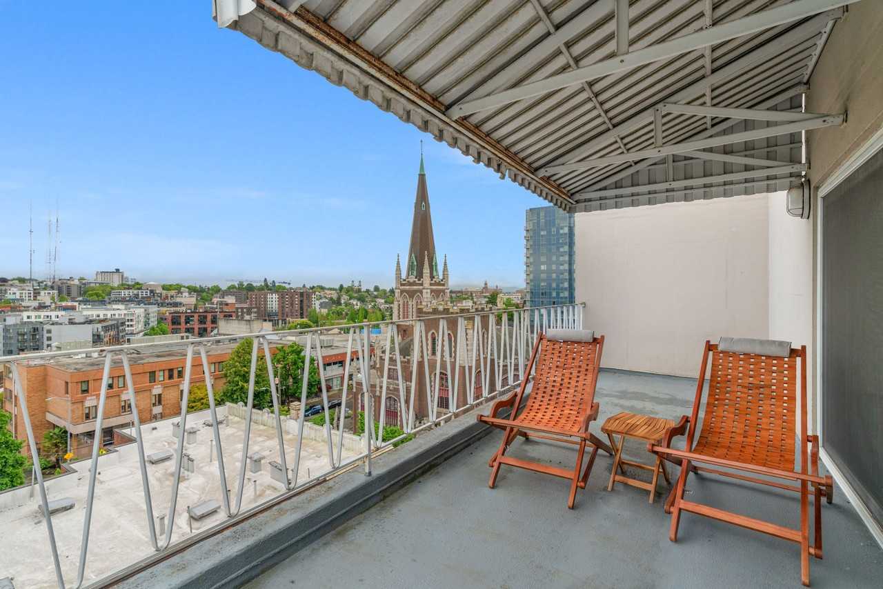 1200 Boylston Ave #900