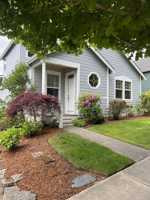 featured image of 19428 Willet Ln Ne #1