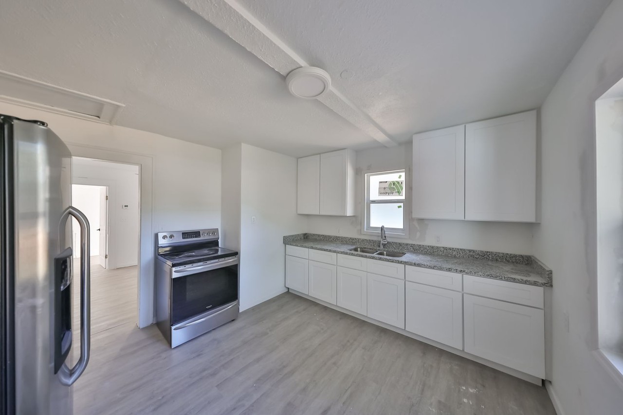 1735 43rd St S - Photo 2 of 14
