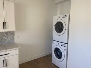 41 Spring St #2 - Photo 3 of 10