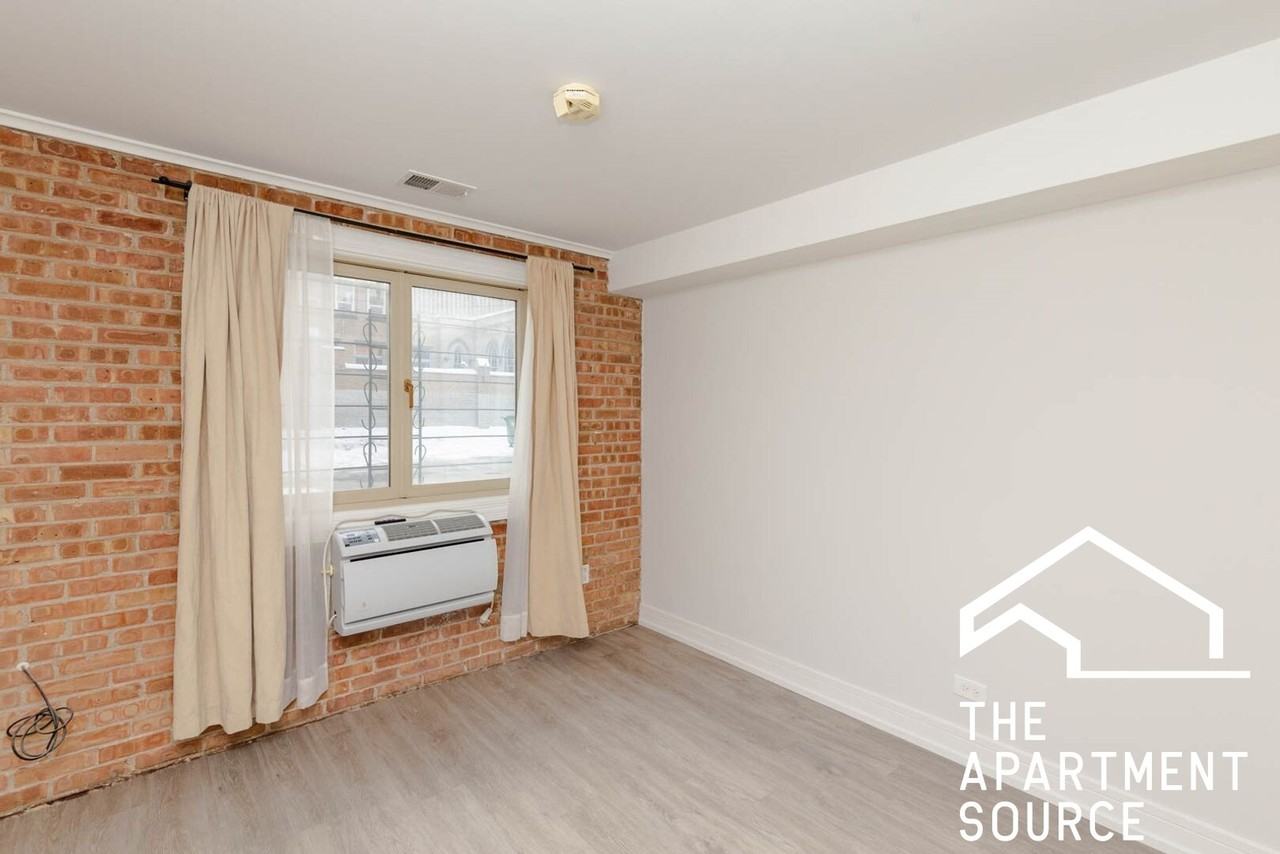 663 W Melrose St #1A - Photo 6 of 10