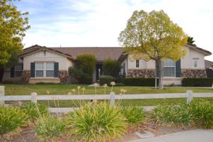featured image of 700 River Oaks Dr