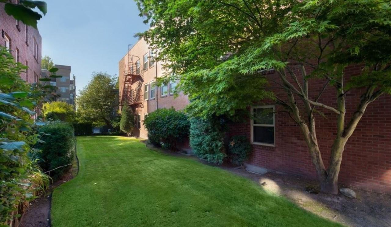 The Carlyle of Queen Anne - Photo 5 of 44